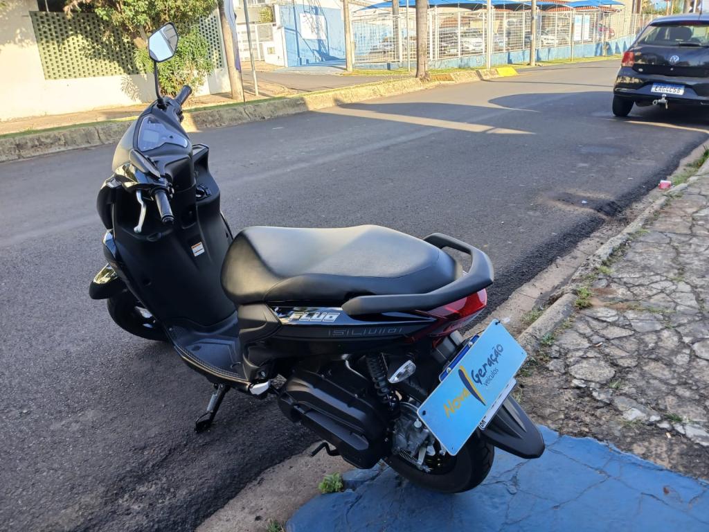 YAMAHA Fluo 125 - Foto