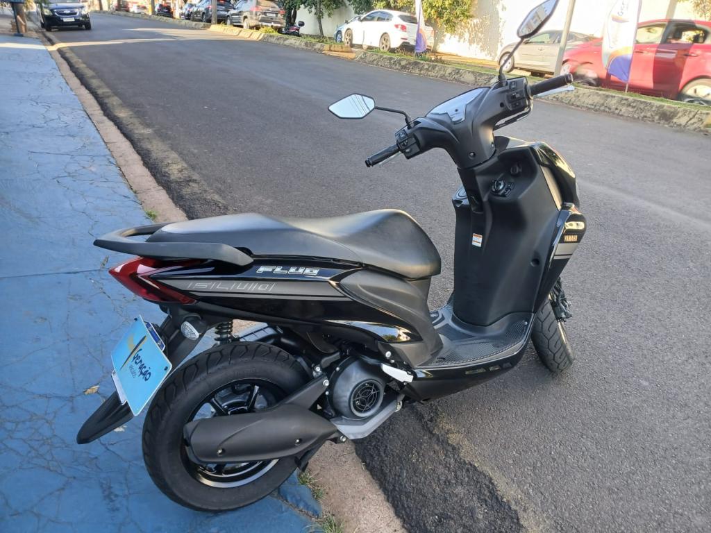 YAMAHA Fluo 125 - Foto