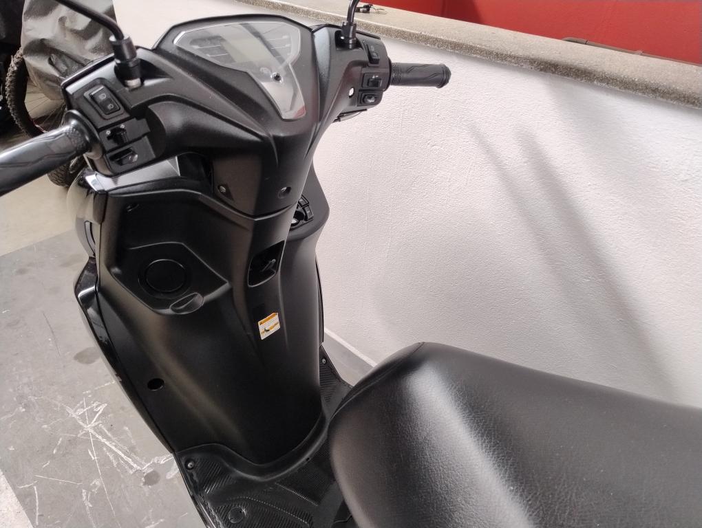YAMAHA Fluo 125 - Foto