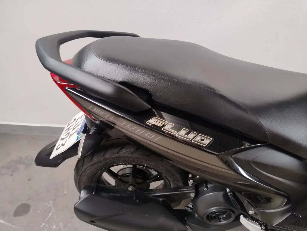 YAMAHA Fluo 125 - Foto