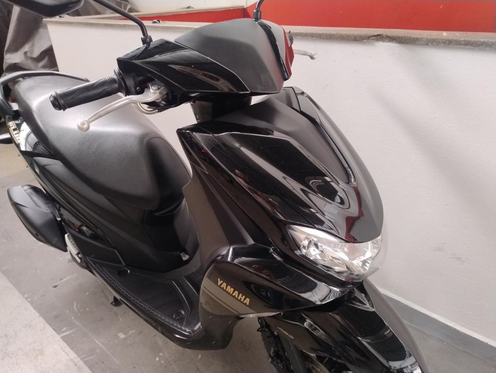 YAMAHA Fluo 125 - Foto