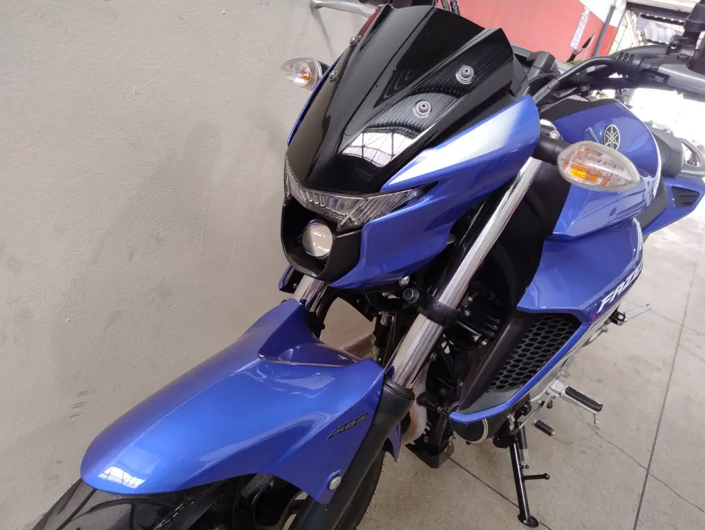 YAMAHA FZ 25 250 Fazer Flex - Foto