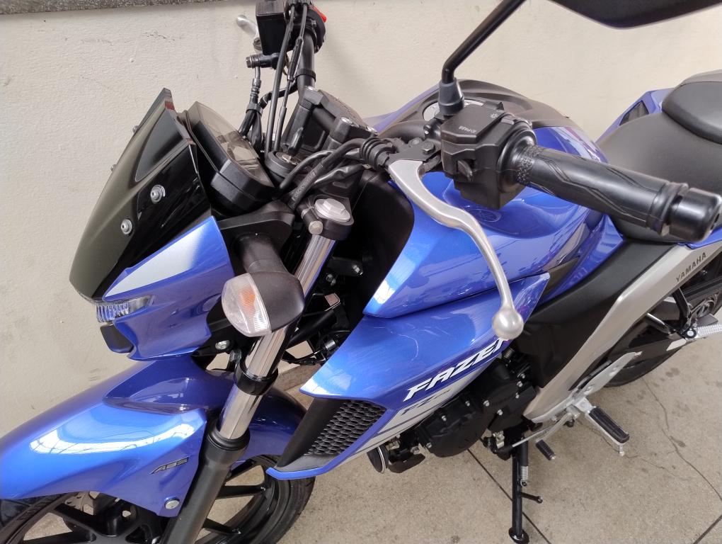 YAMAHA FZ 25 250 Fazer Flex - Foto