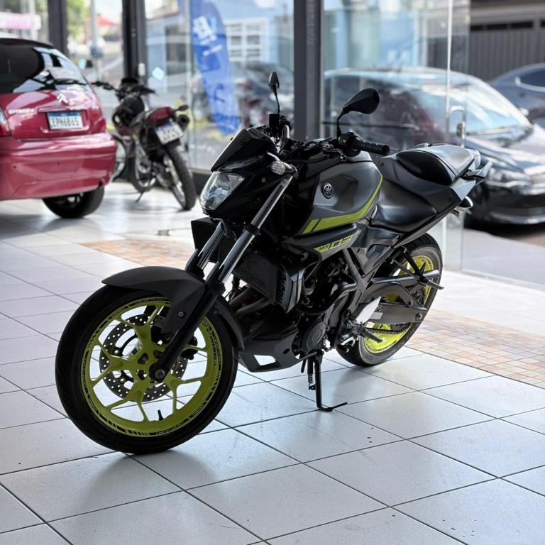 YAMAHA MT-03 300