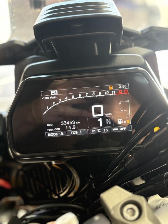 YAMAHA MT-09 Tracer GT 900 - Foto