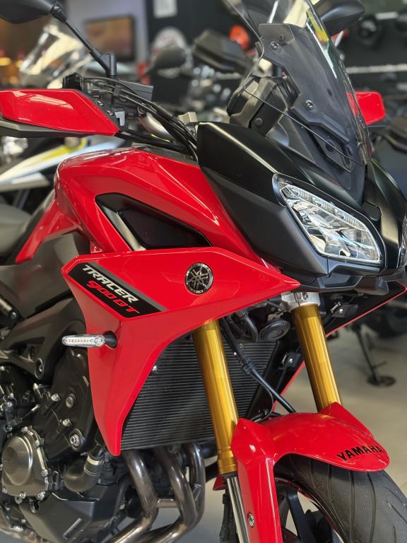 YAMAHA MT-09 Tracer GT 900 - Foto