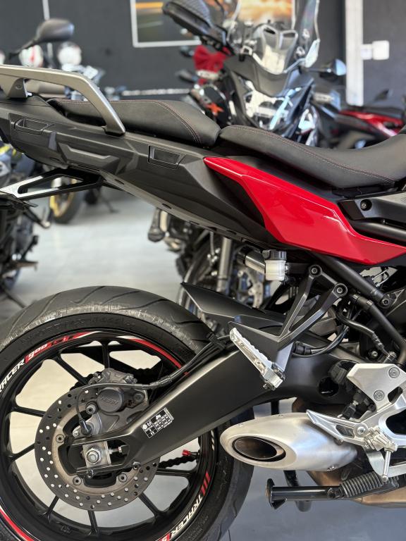 YAMAHA MT-09 Tracer GT 900 - Foto