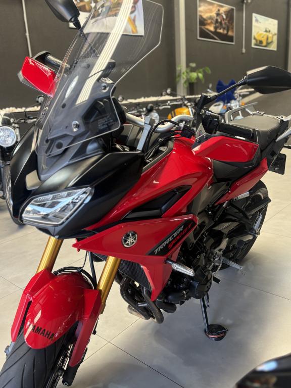 YAMAHA MT-09 Tracer GT 900 - Foto