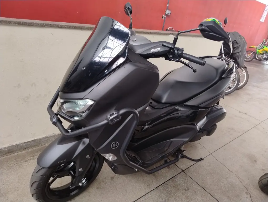 YAMAHA NMax 160 - Foto