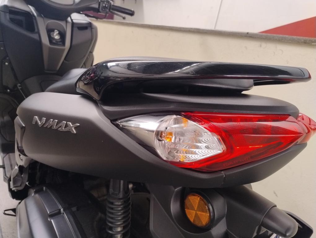 YAMAHA NMax 160 - Foto