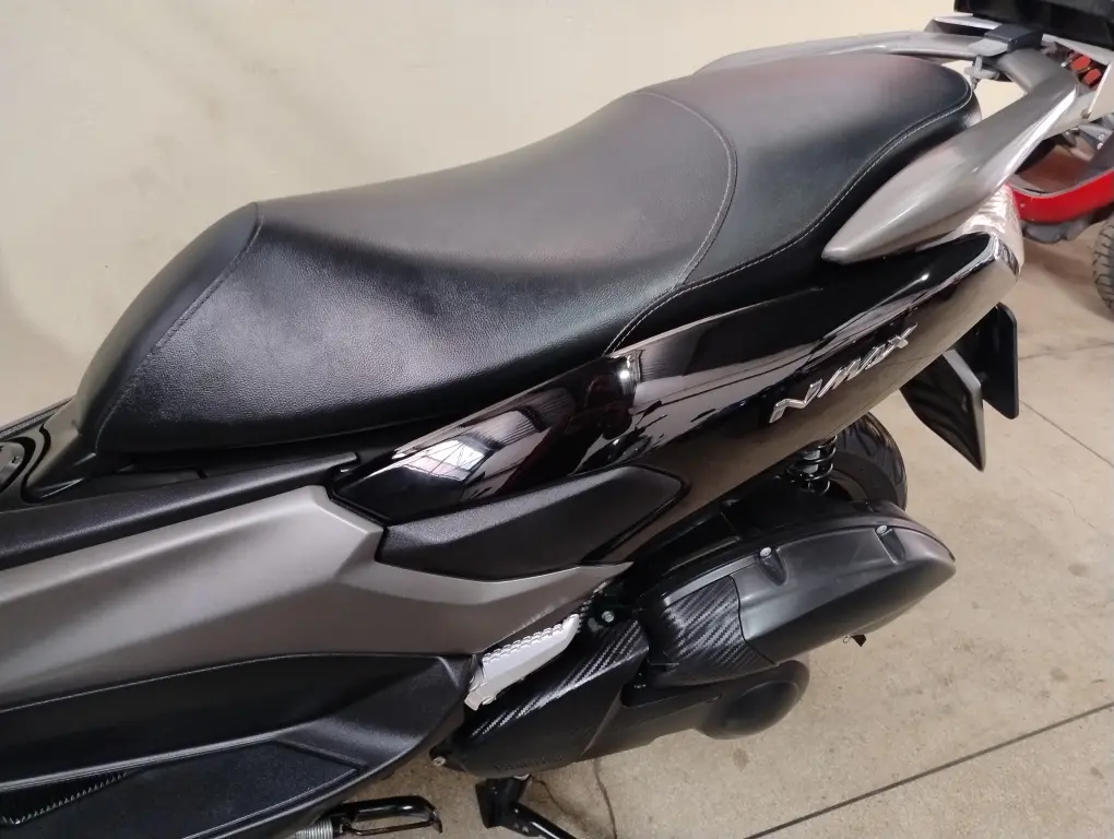 YAMAHA NMax 160 - Foto