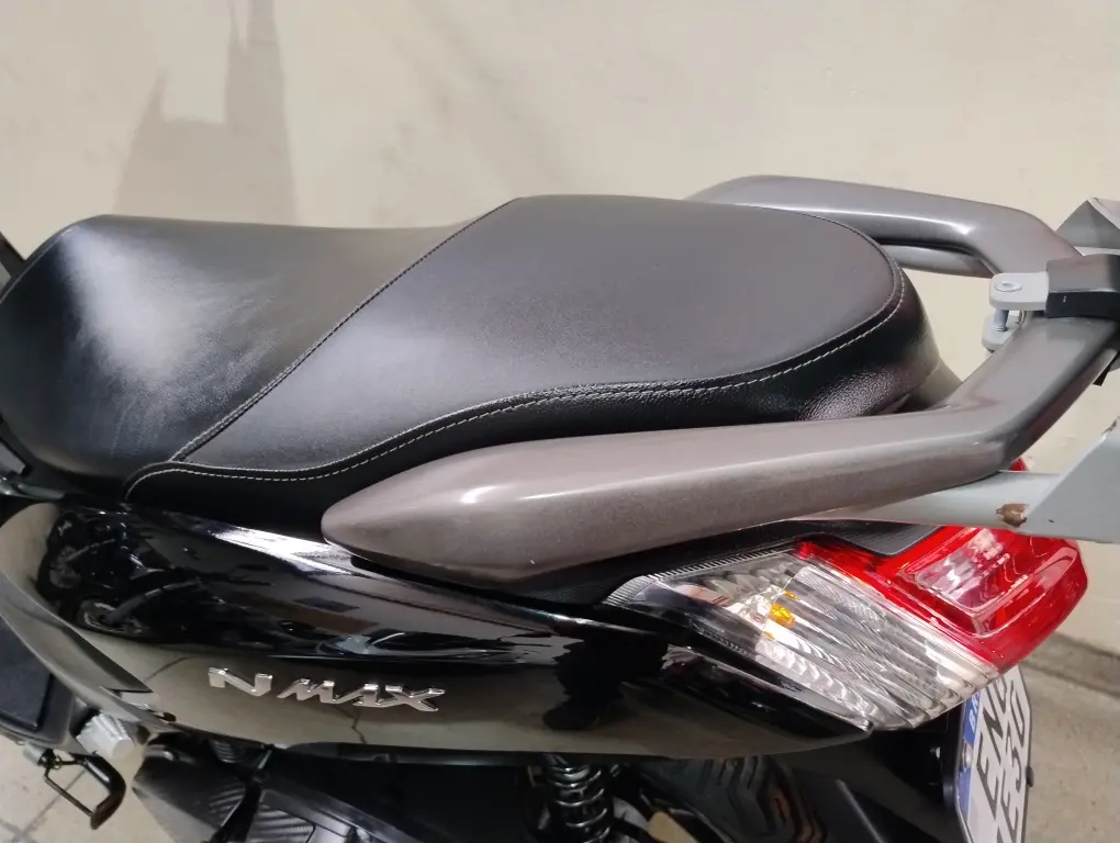 YAMAHA NMax 160 - Foto