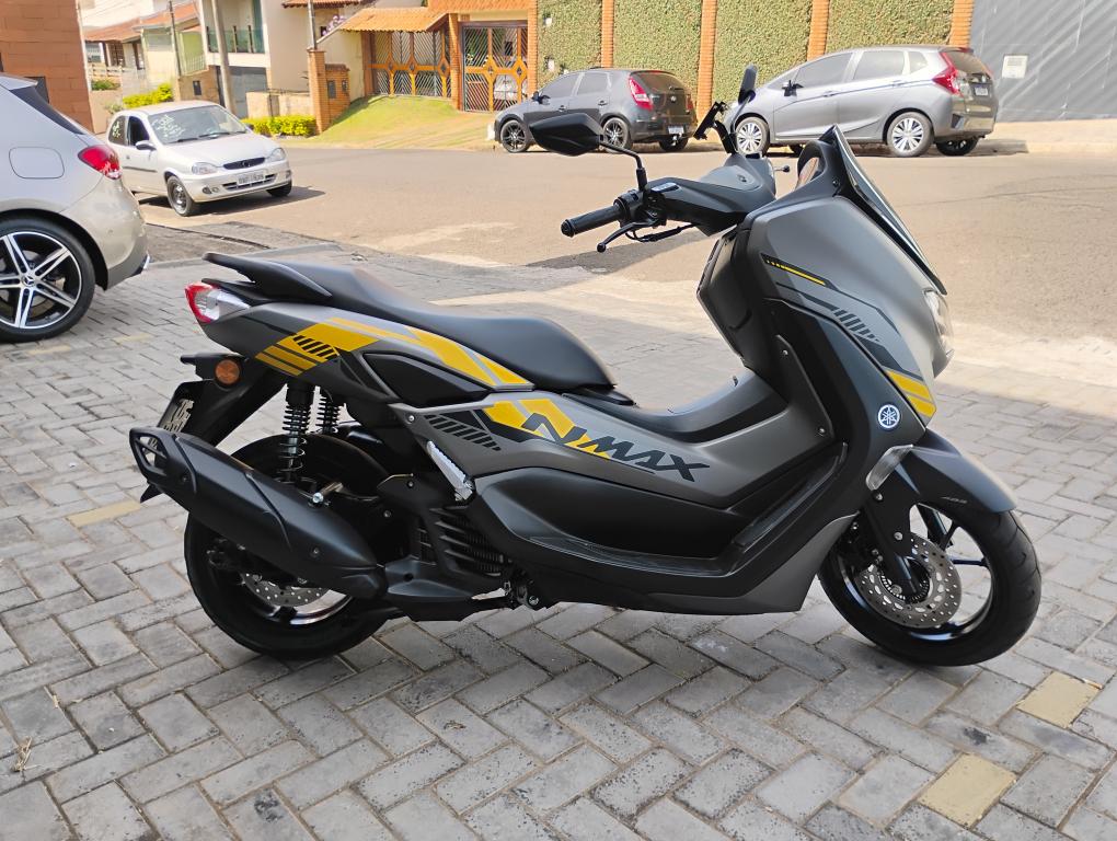 YAMAHA NMax 160 - Foto
