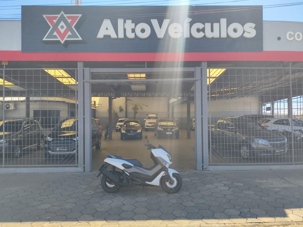 YAMAHA NMax 160 - Foto
