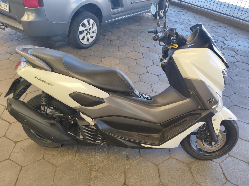 YAMAHA NMax 160 - Foto