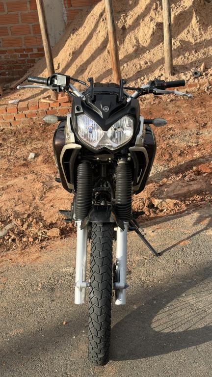 YAMAHA Teneré 250 - Foto