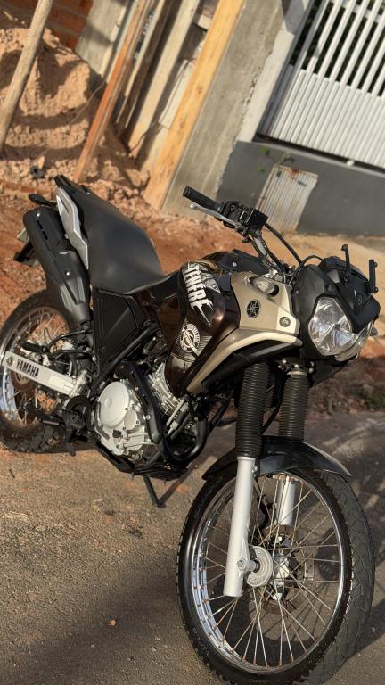 YAMAHA Teneré 250 - Foto