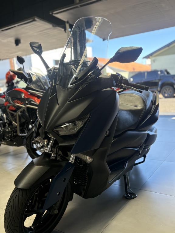 YAMAHA Xmax 250 - Foto