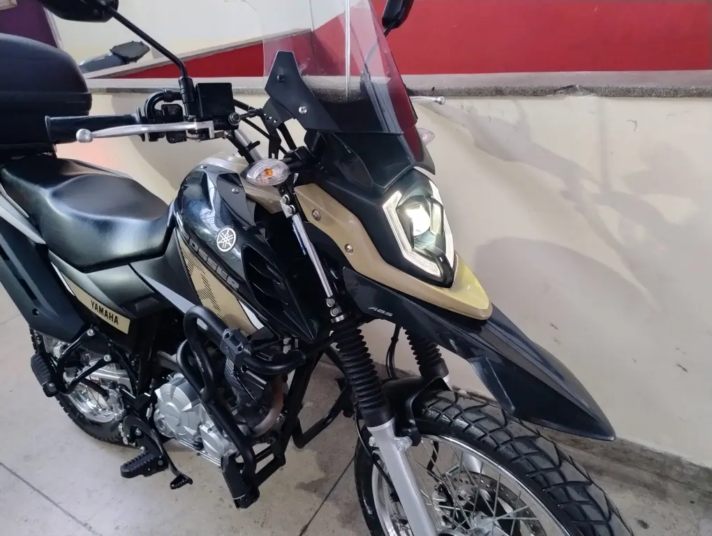 YAMAHA XTZ 150 Crosser - Foto