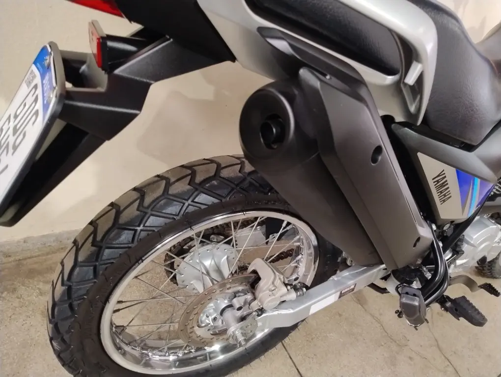 YAMAHA XTZ 150 Crosser - Foto