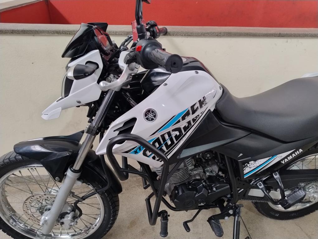 YAMAHA XTZ 150 Crosser - Foto