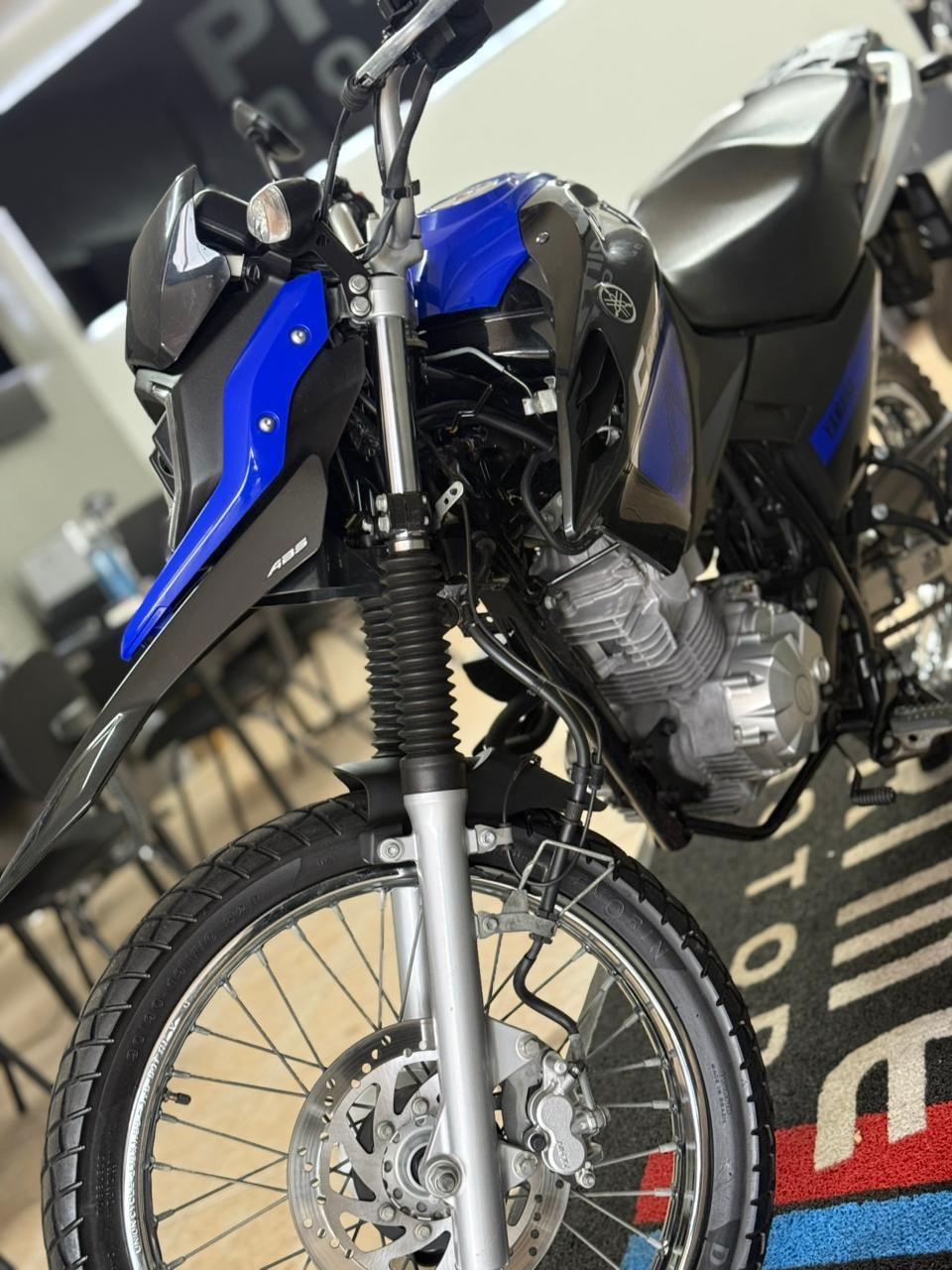 YAMAHA XTZ 150 Crosser - Foto