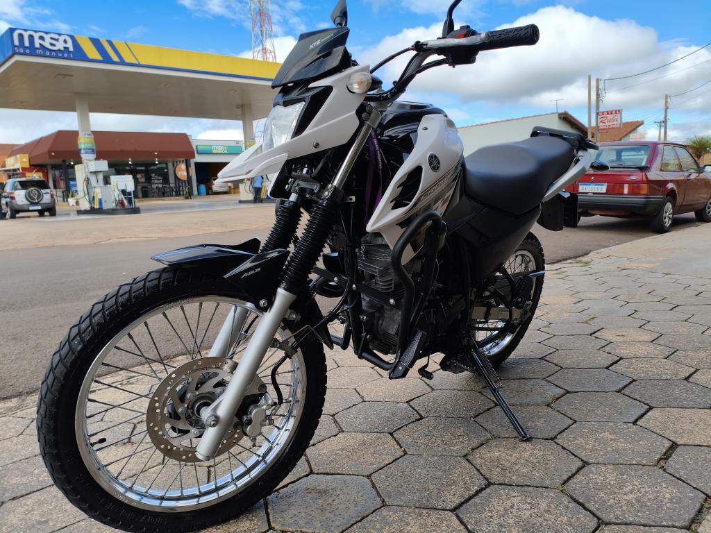 YAMAHA XTZ 150 Crosser - Foto