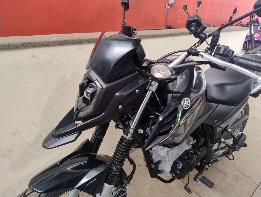 YAMAHA XTZ 150 Crosser - Foto