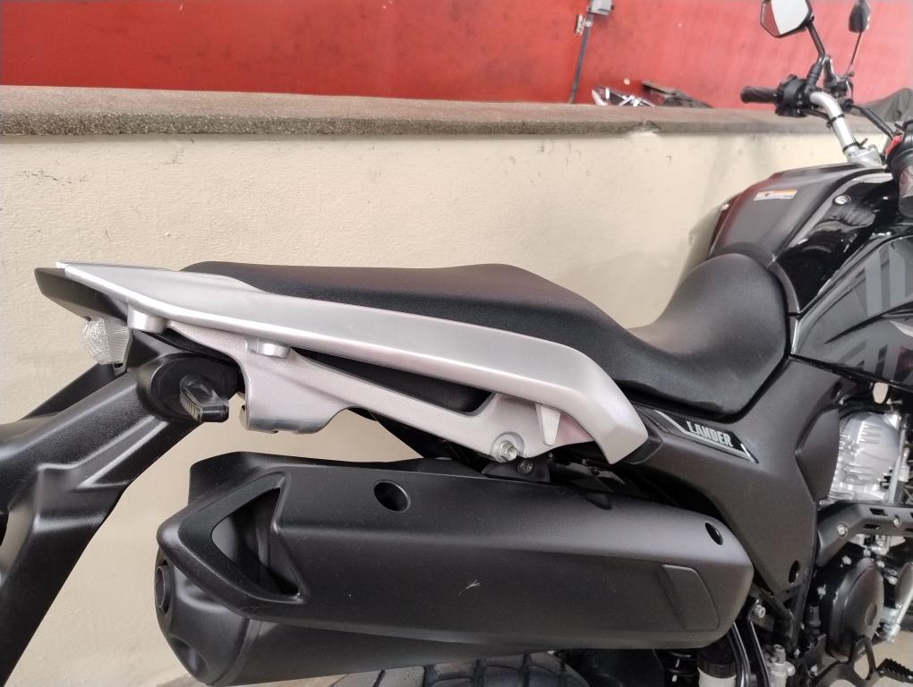 YAMAHA XTZ 250 - Foto