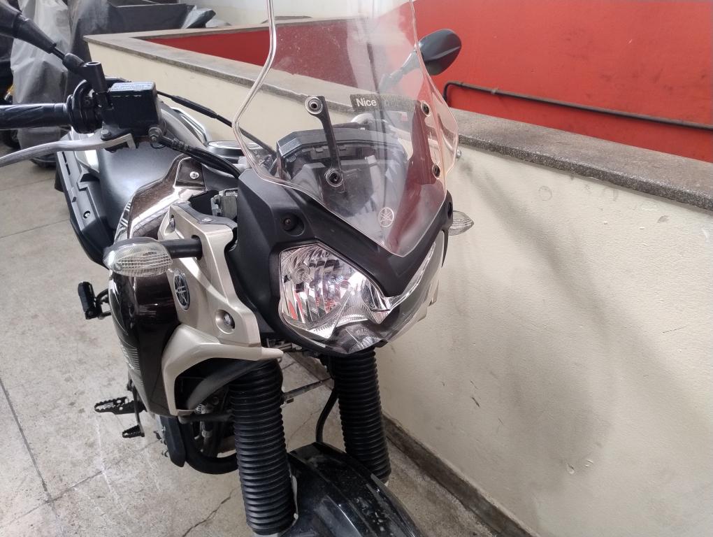 YAMAHA XTZ 250 - Foto