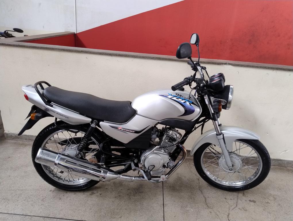 YAMAHA YBR 125 - Foto