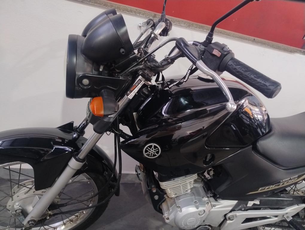 YAMAHA YBR 125 - Foto