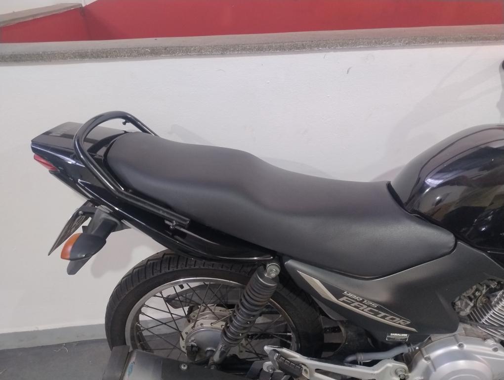 YAMAHA YBR 125 - Foto