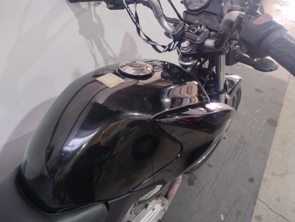 YAMAHA YBR 125 - Foto