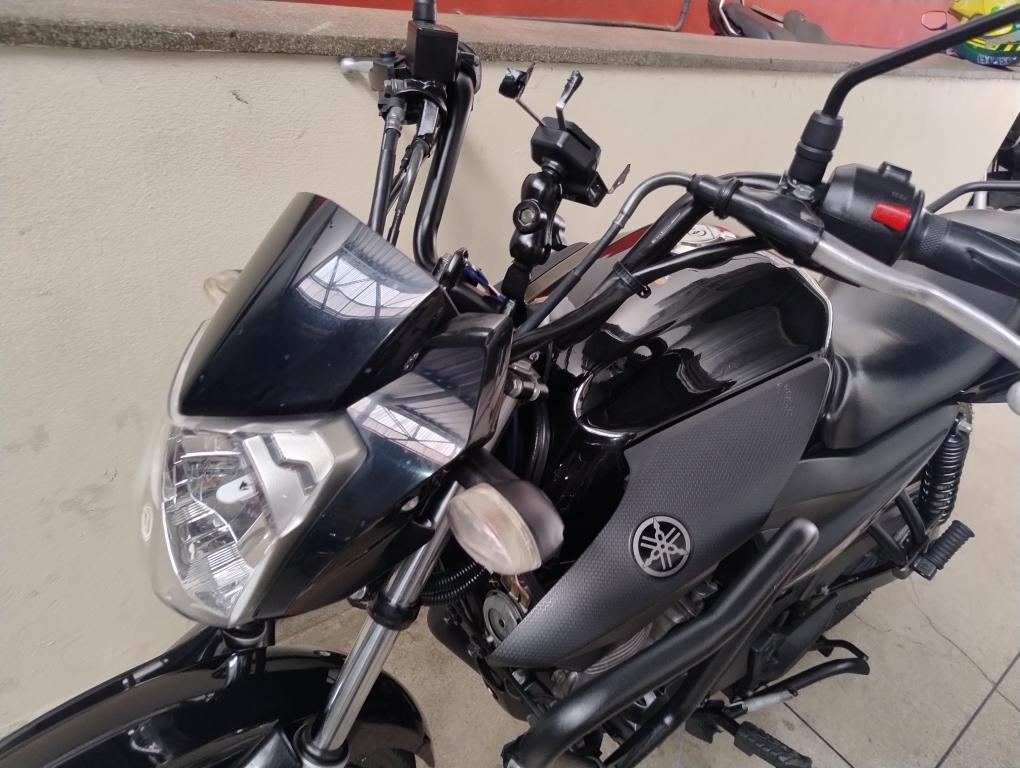 YAMAHA YBR 150 - Foto