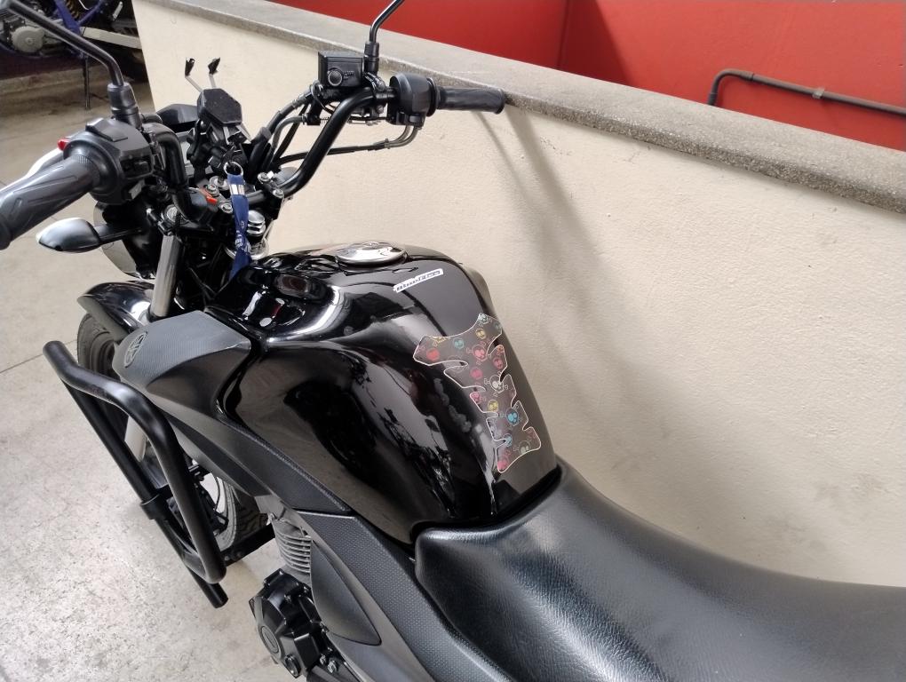 YAMAHA YBR 150 - Foto