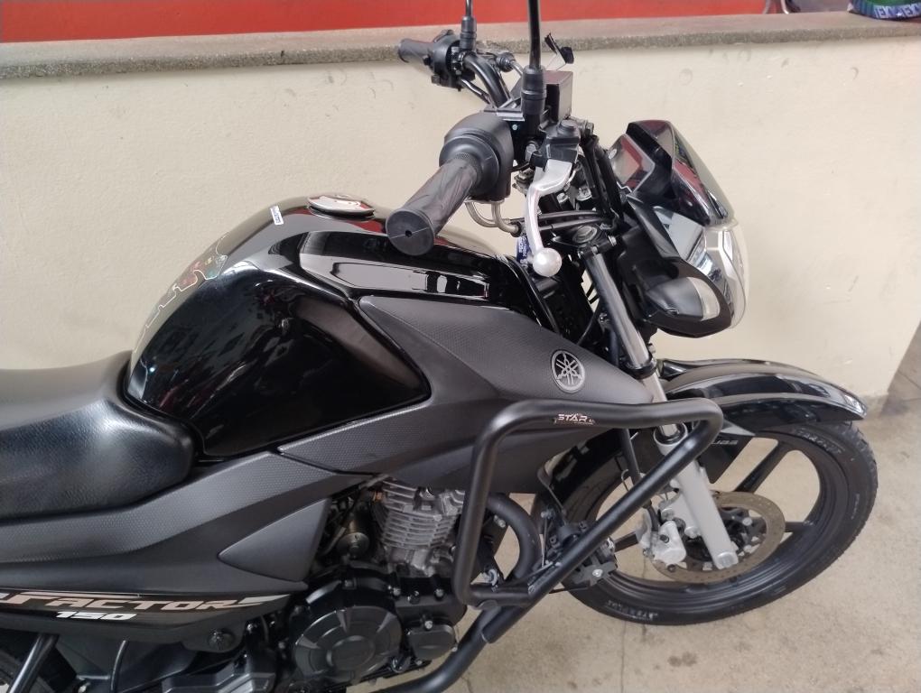 YAMAHA YBR 150 - Foto