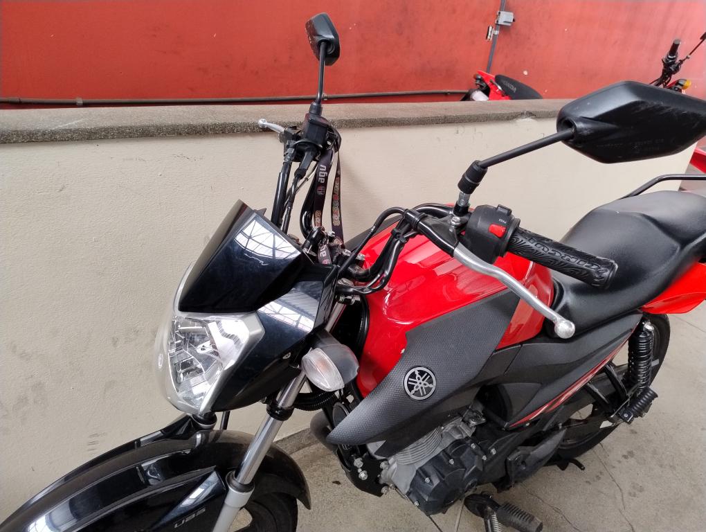 YAMAHA YBR 150 - Foto
