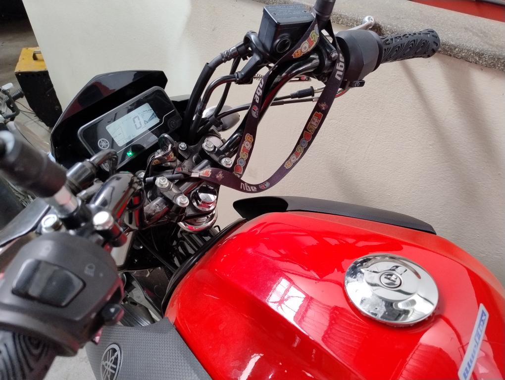 YAMAHA YBR 150 - Foto