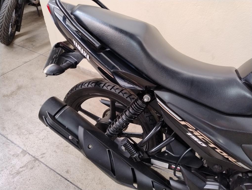 YAMAHA YBR 150 - Foto