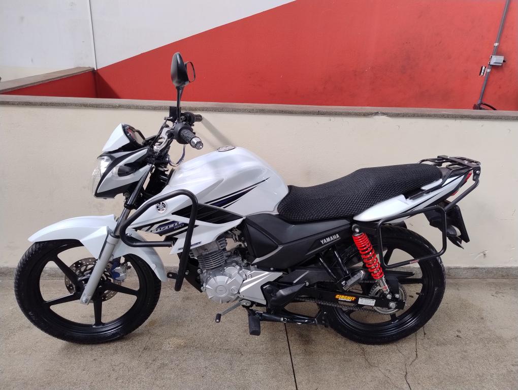 YAMAHA YS Fazer 150 - Foto