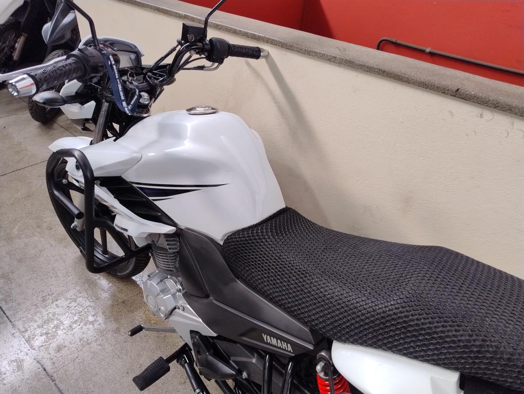 YAMAHA YS Fazer 150 - Foto