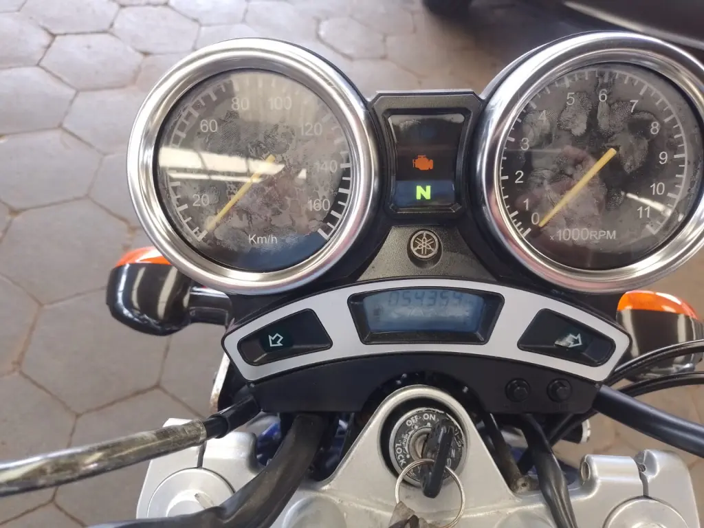 YAMAHA YS Fazer 250 - Foto