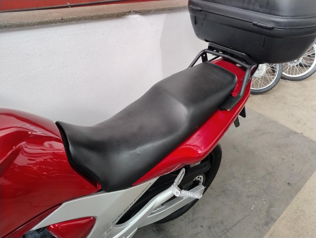 YAMAHA YS Fazer 250 - Foto