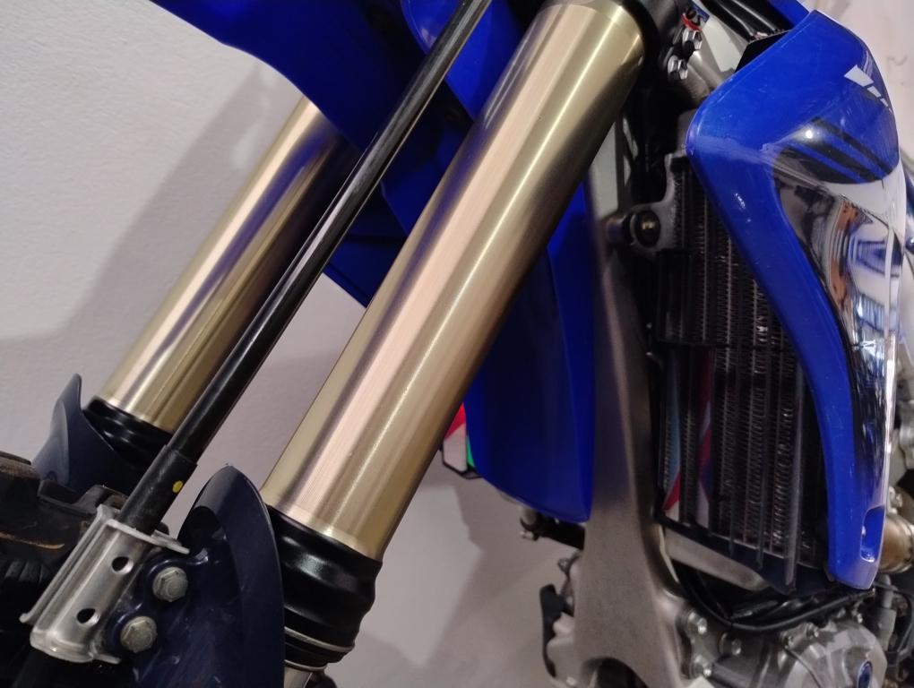 YAMAHA YZ 450 F - Foto