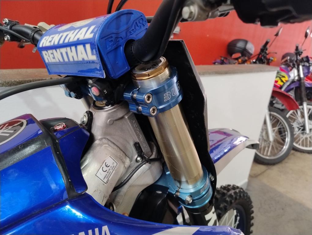 YAMAHA YZ 450 F - Foto