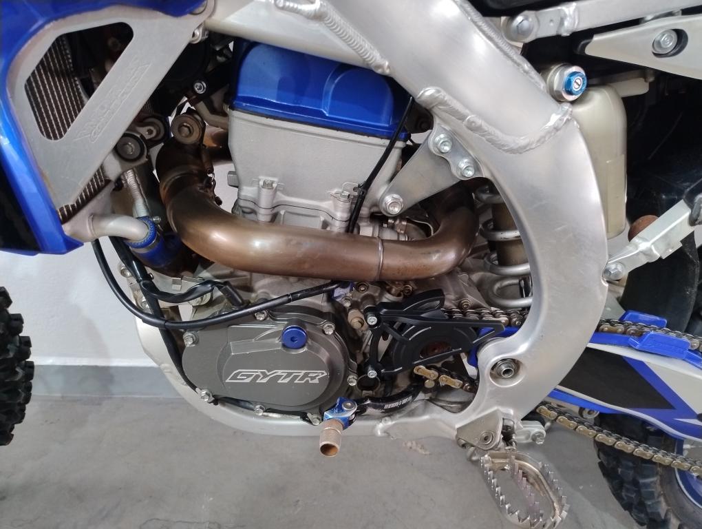 YAMAHA YZ 450 F - Foto