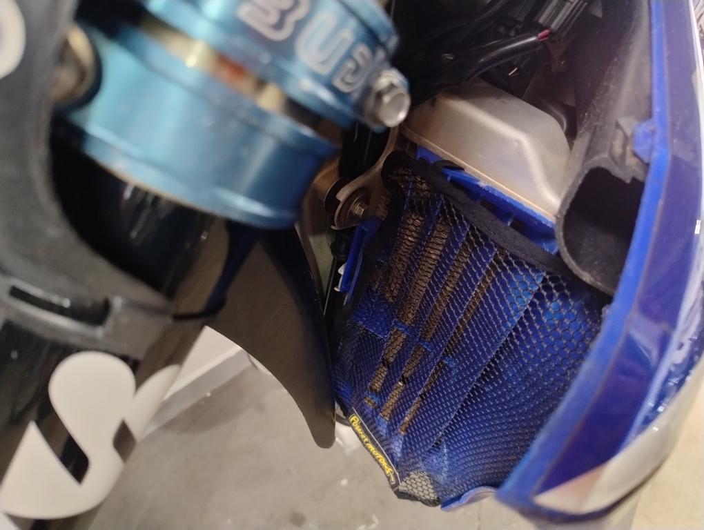 YAMAHA YZ 450 F - Foto