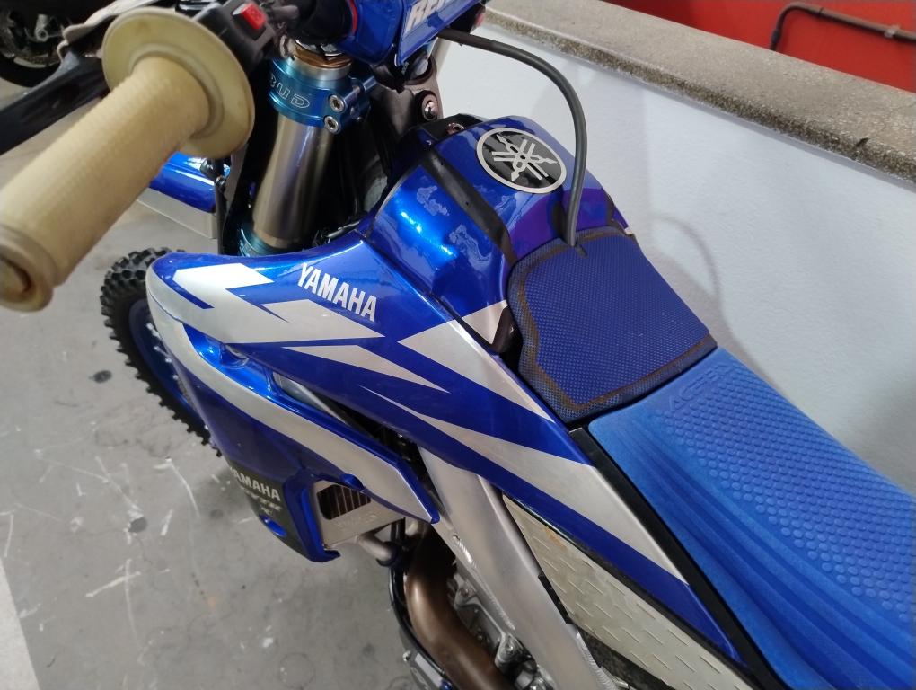 YAMAHA YZ 450 F - Foto