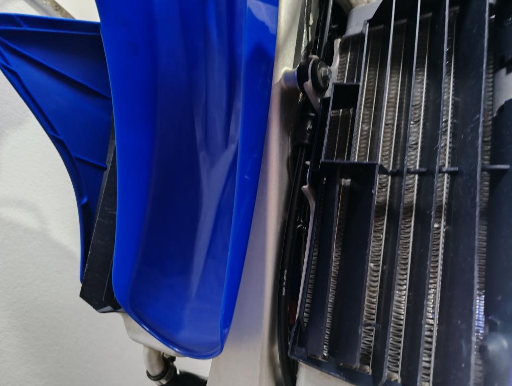 YAMAHA YZ 450 F - Foto